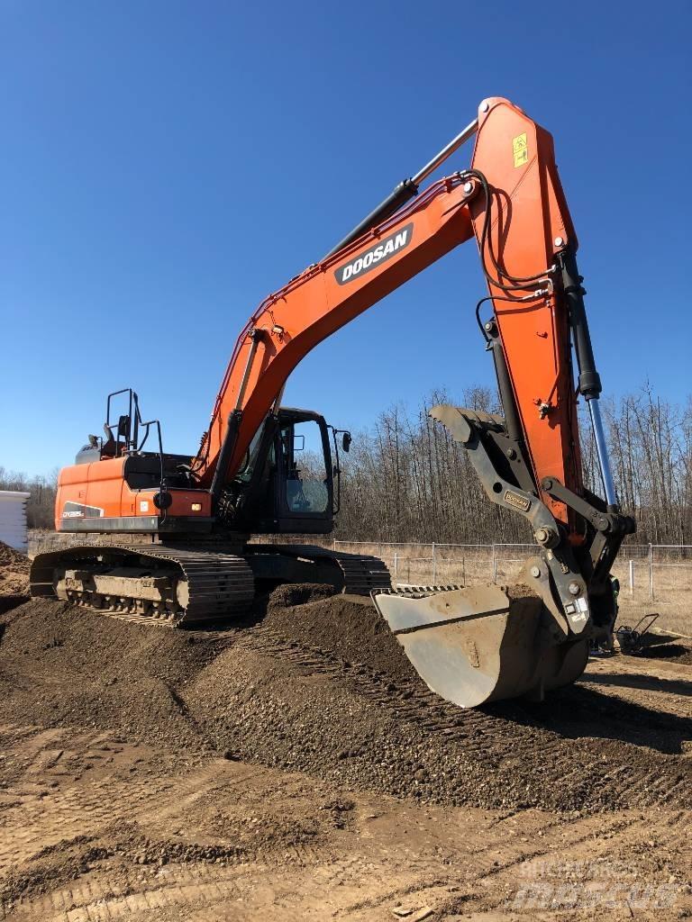 Develon DX225LC-5 Escavadeiras de esteiras