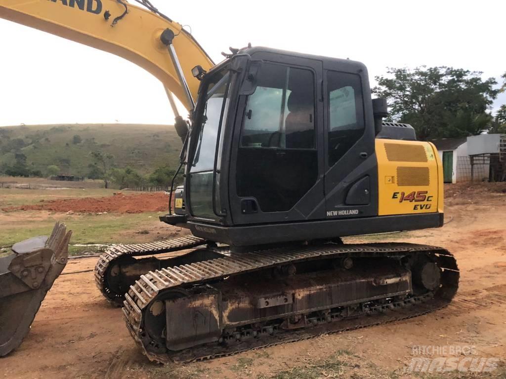 New Holland E 145 Escavadeiras de esteiras