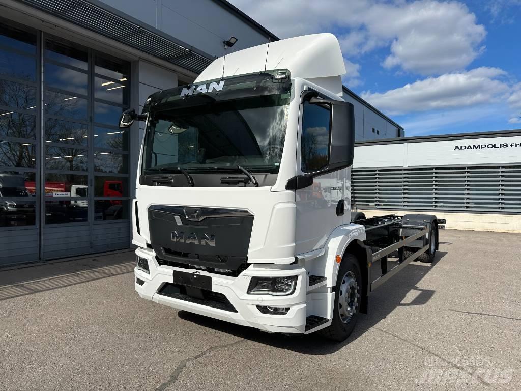 MAN TGM 18.290 Camiões de chassis e cabine