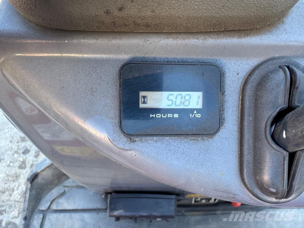 Yanmar SV08 (1E069) Miniescavadeiras