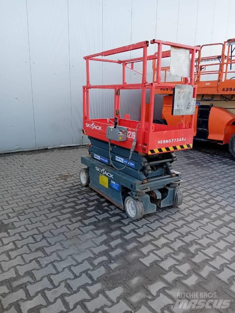 SkyJack 3219 Elevadores de tesoura
