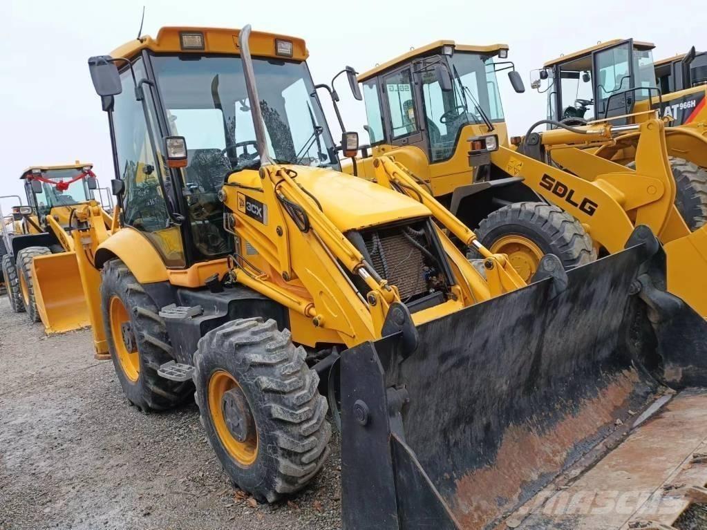 JCB 3 CX Retroescavadeiras