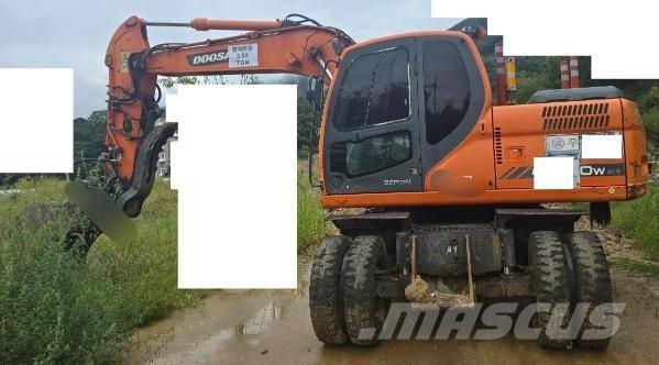 Doosan DX 140 W Escavadoras de rodas