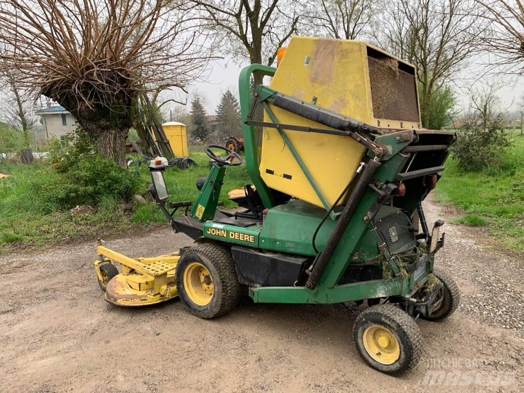 John Deere F 935 Corta-Relvas Riders