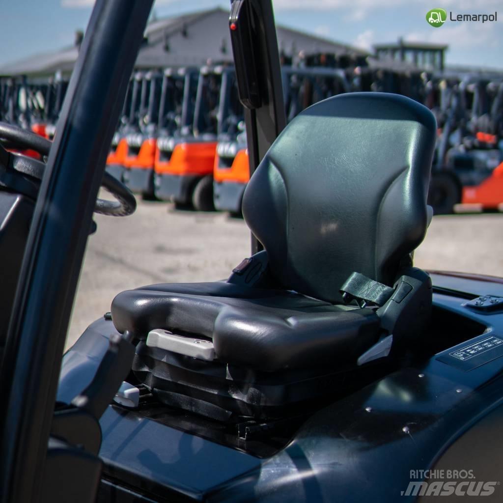 Manitou MI 30 D Empilhadores a gás