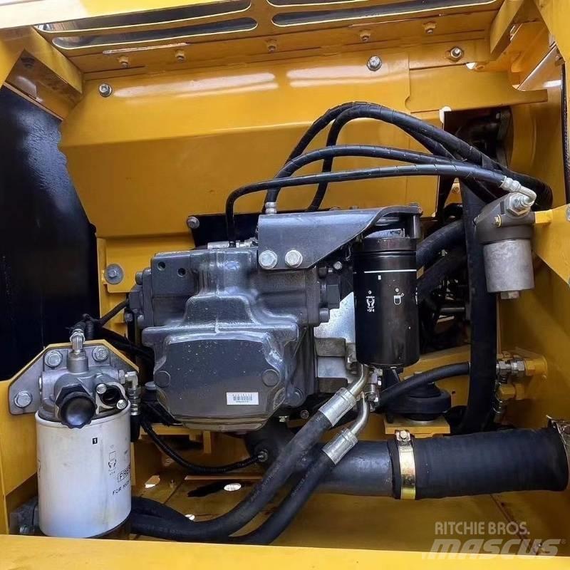 Komatsu PC 220 Escavadeiras de esteiras
