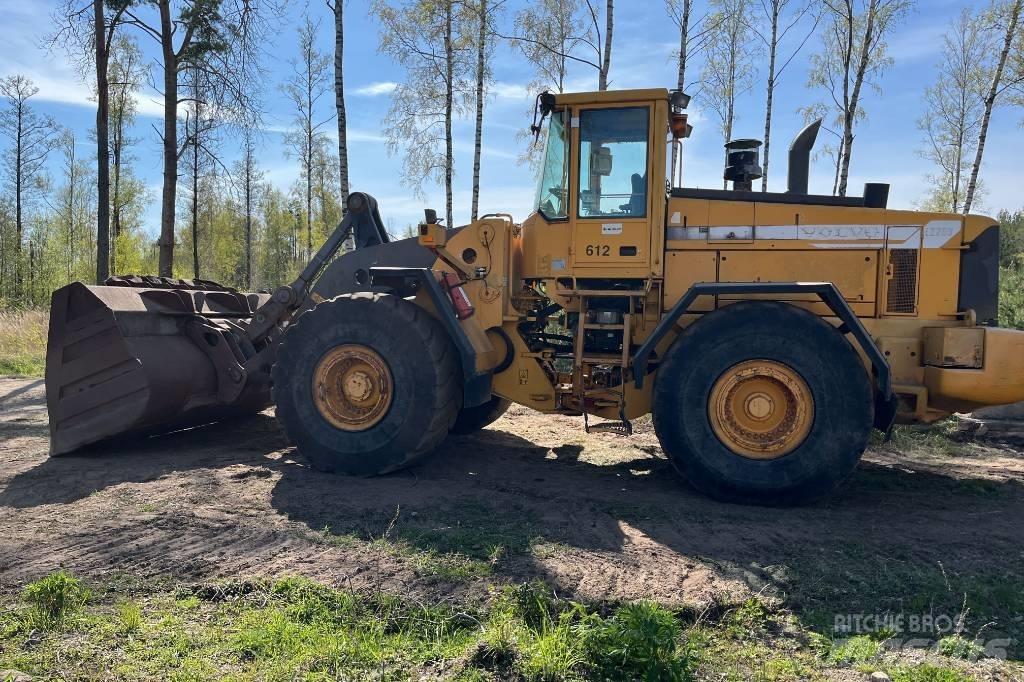 Volvo L 220 Carregadeiras de rodas