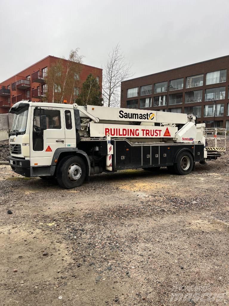Volvo Nostolift 35 Plataformas aéreas montadas em camião