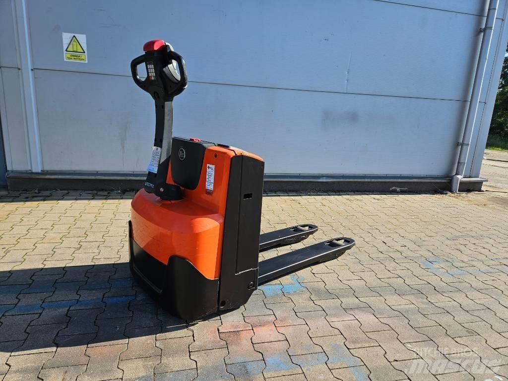 BT LWE 140 Porta palettes
