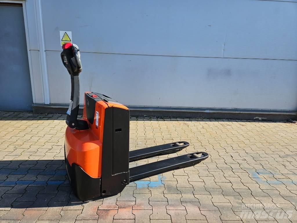BT LWE 140 Porta palettes