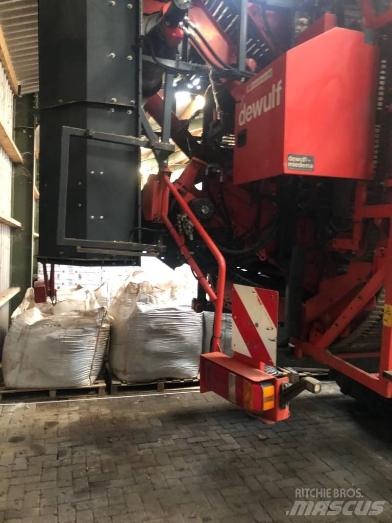 Dewulf RQ 3060 Outro equipamento de ceifa