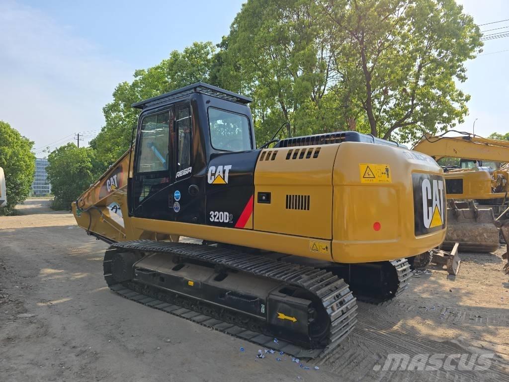 CAT 320D2 Escavadeiras de esteiras
