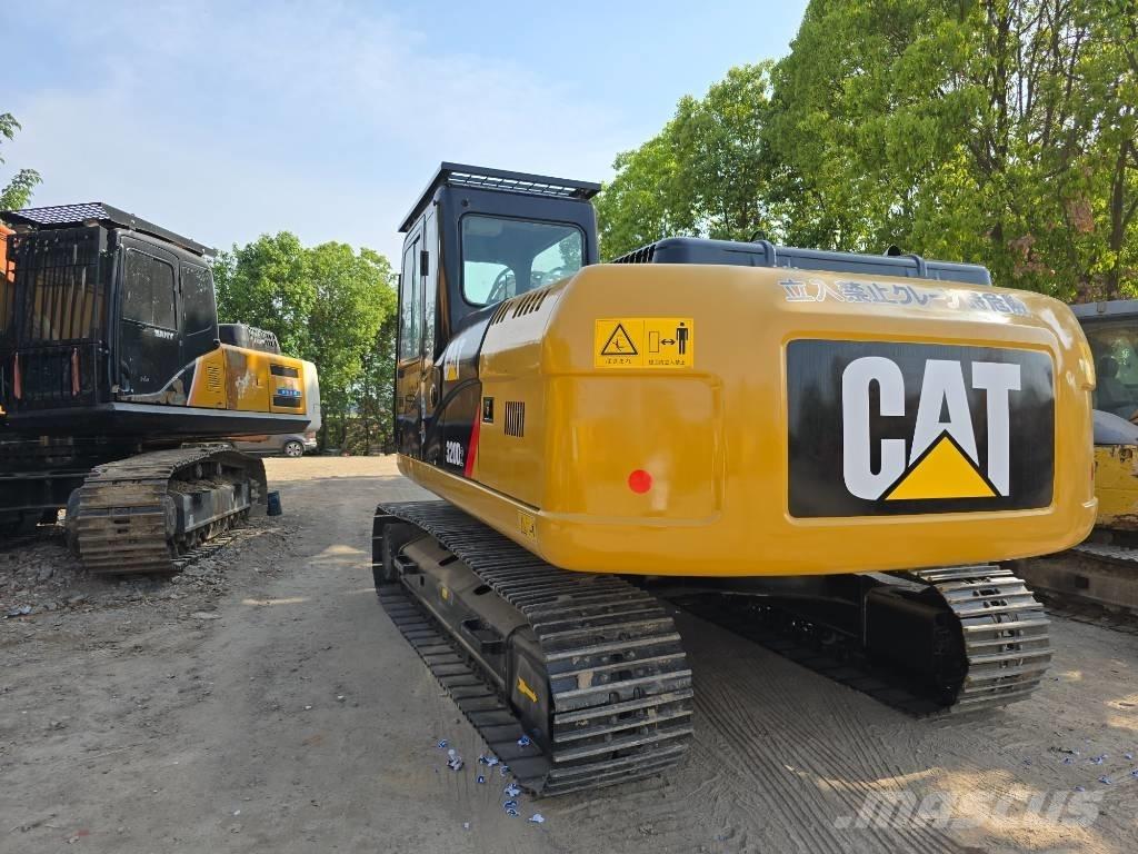 CAT 320D2 Escavadeiras de esteiras