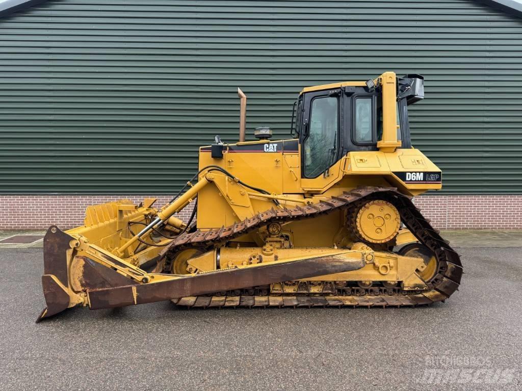 CAT D 6 M LGP Dozers - Tratores rastos