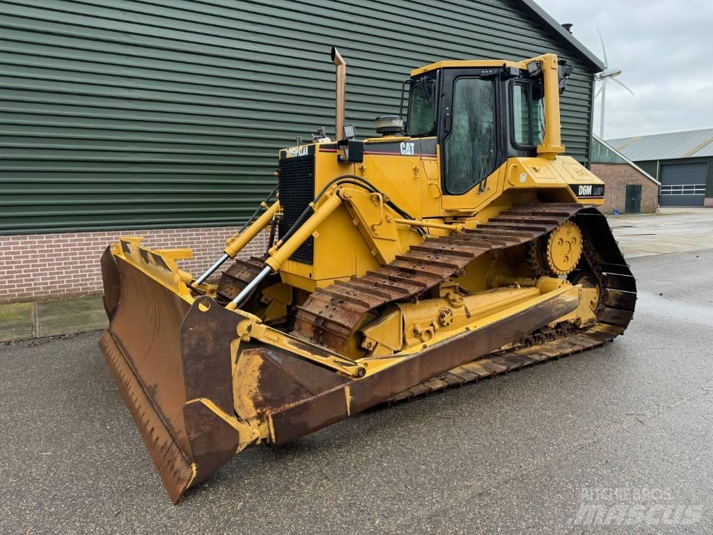 CAT D 6 M LGP Dozers - Tratores rastos