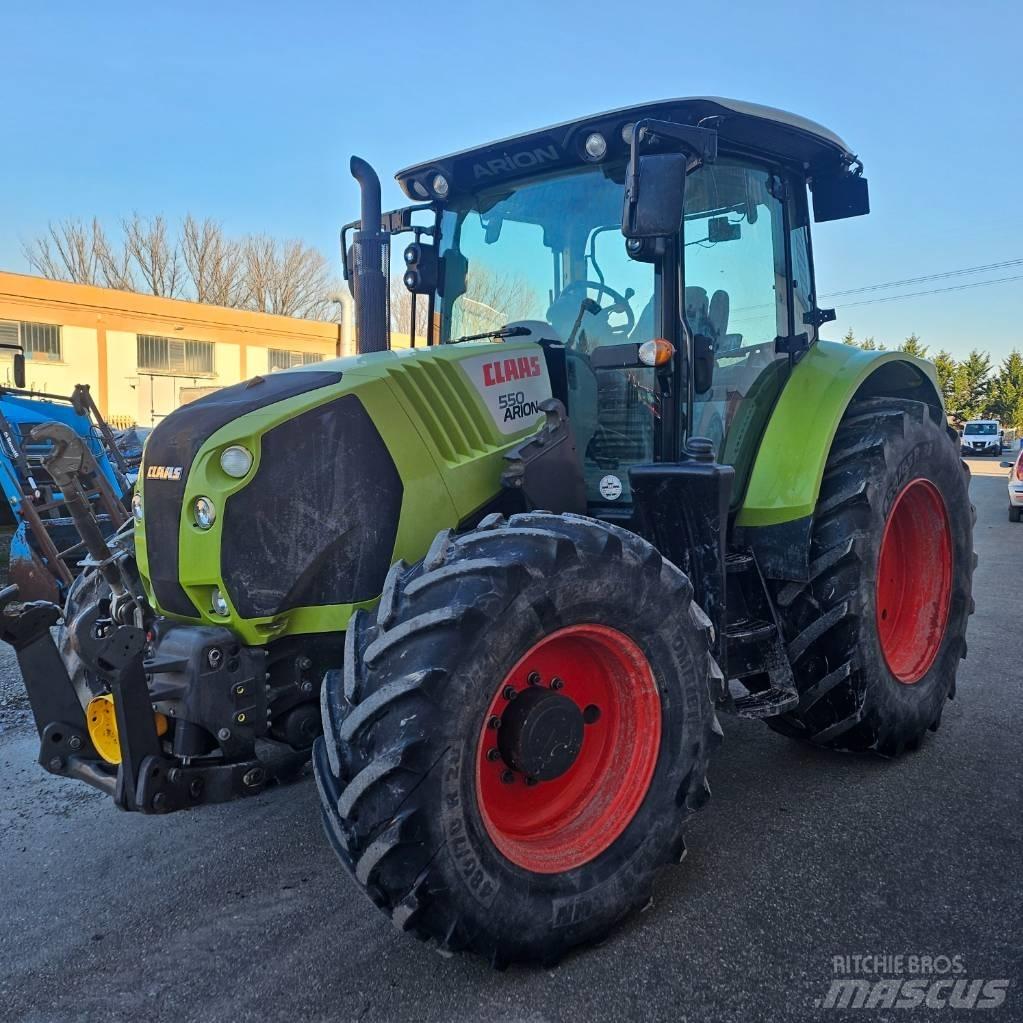 CLAAS Arion 550 Tratores Agrícolas usados