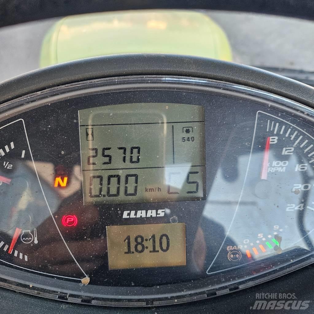 CLAAS Arion 550 Tratores Agrícolas usados