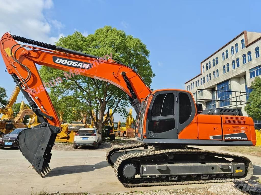 Doosan DX 300 Escavadeiras de esteiras