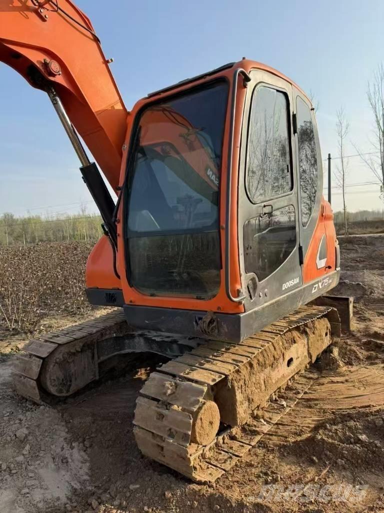 Doosan DX 75-9 C Escavadeiras de esteiras