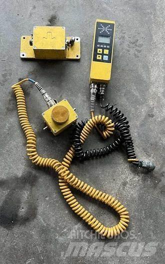 Bomag BF 223C Espalhadoras de asfalto