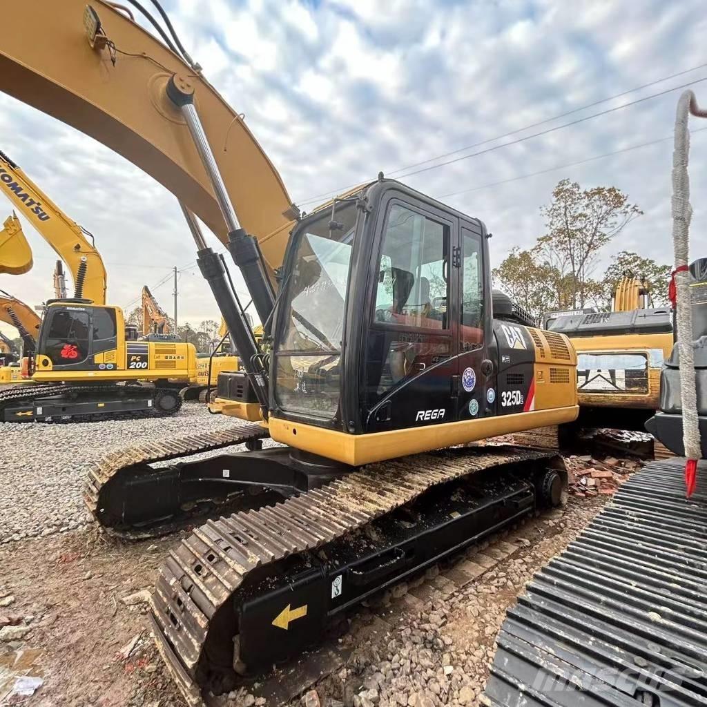 CAT 325 D Escavadeiras de esteiras