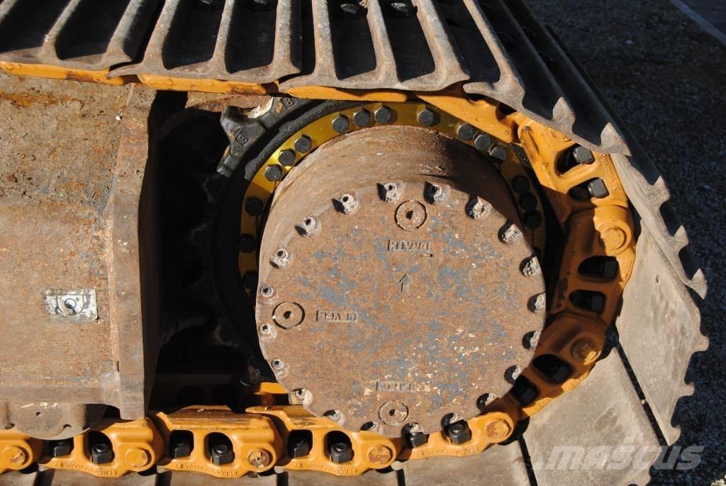 Kobelco SK210LC-10E Escavadeiras de esteiras