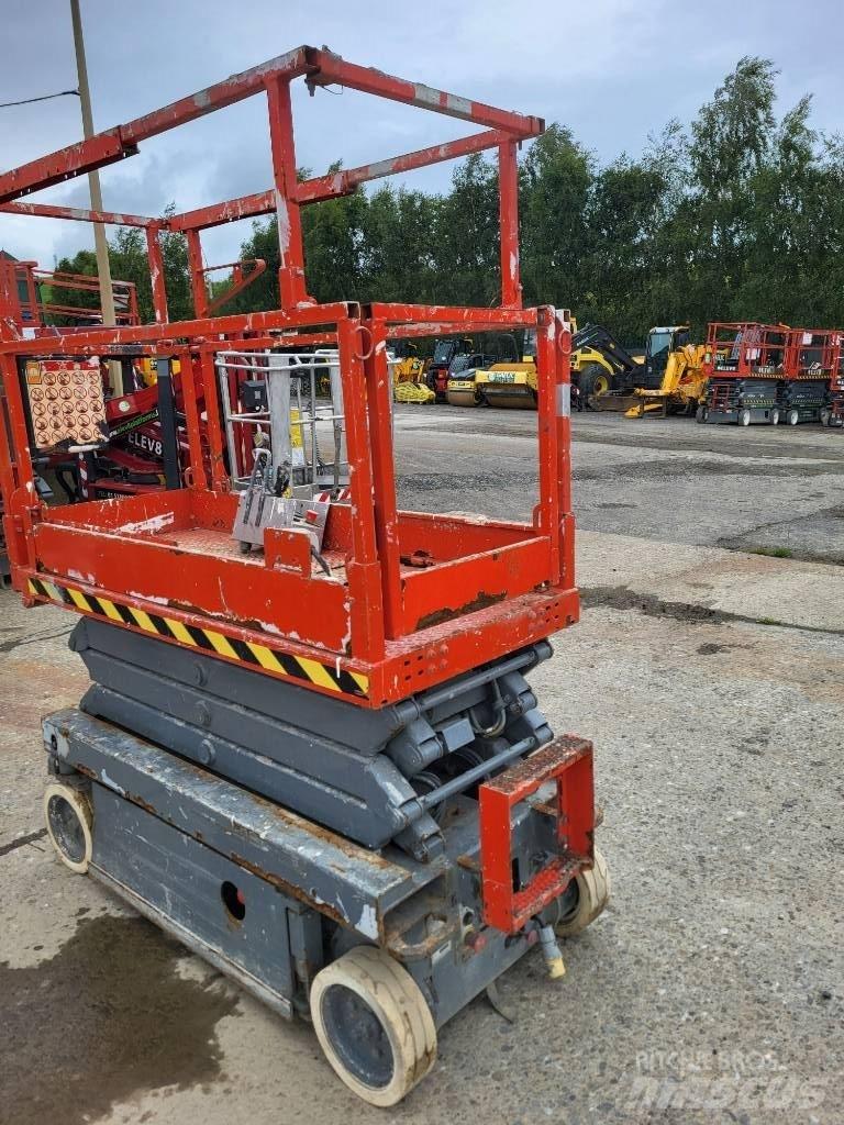 SkyJack 32/19 Elevadores de tesoura