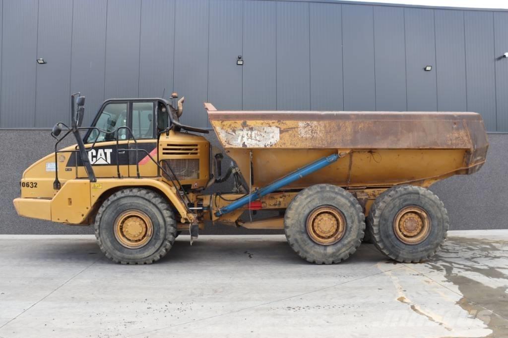CAT 730 Caminhões articulados