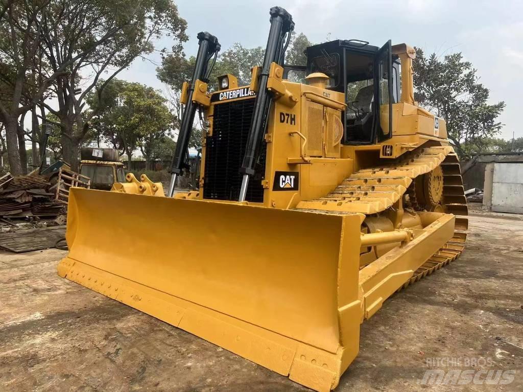 CAT D7H Dozers - Tratores rastos
