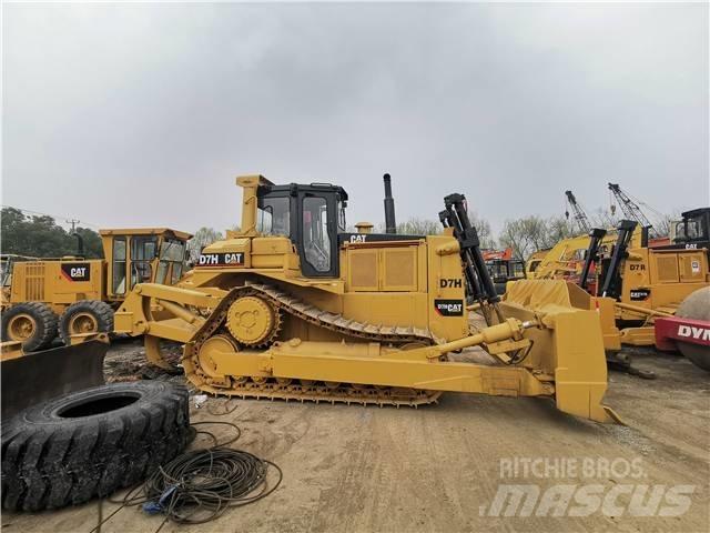 CAT D7H Dozers - Tratores rastos