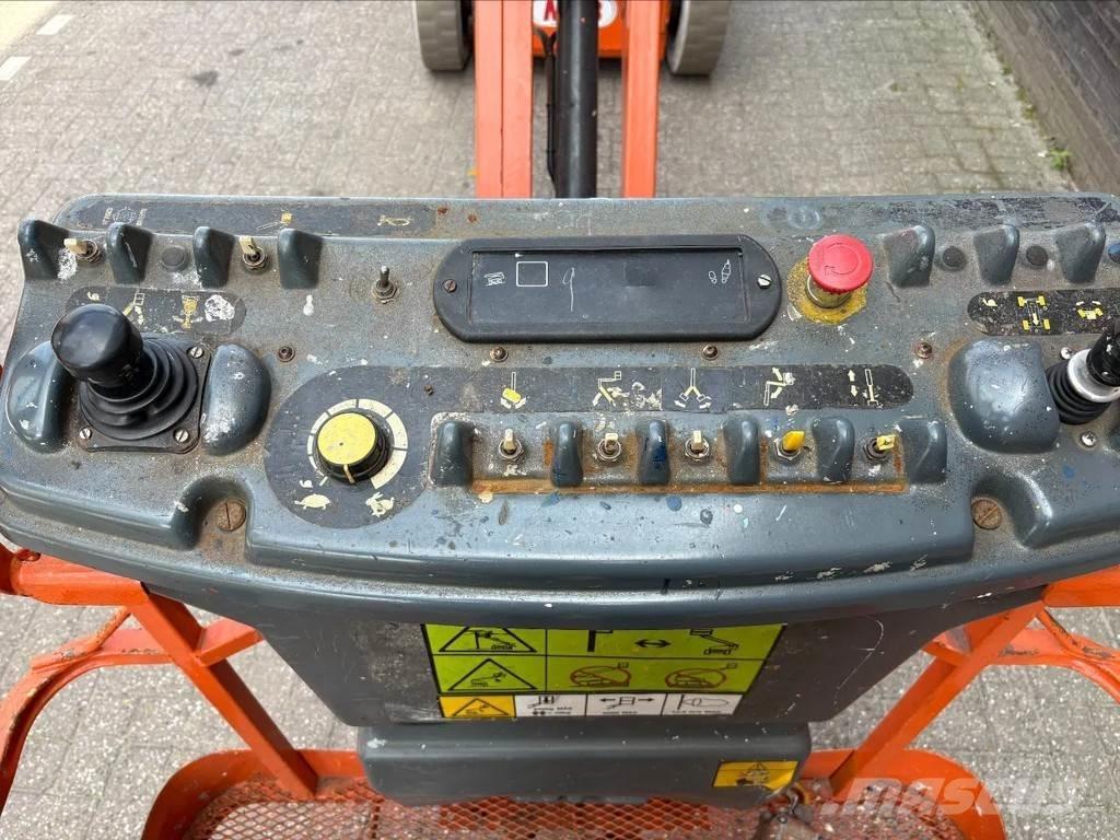 JLG E300AJP Elevadores braços articulados