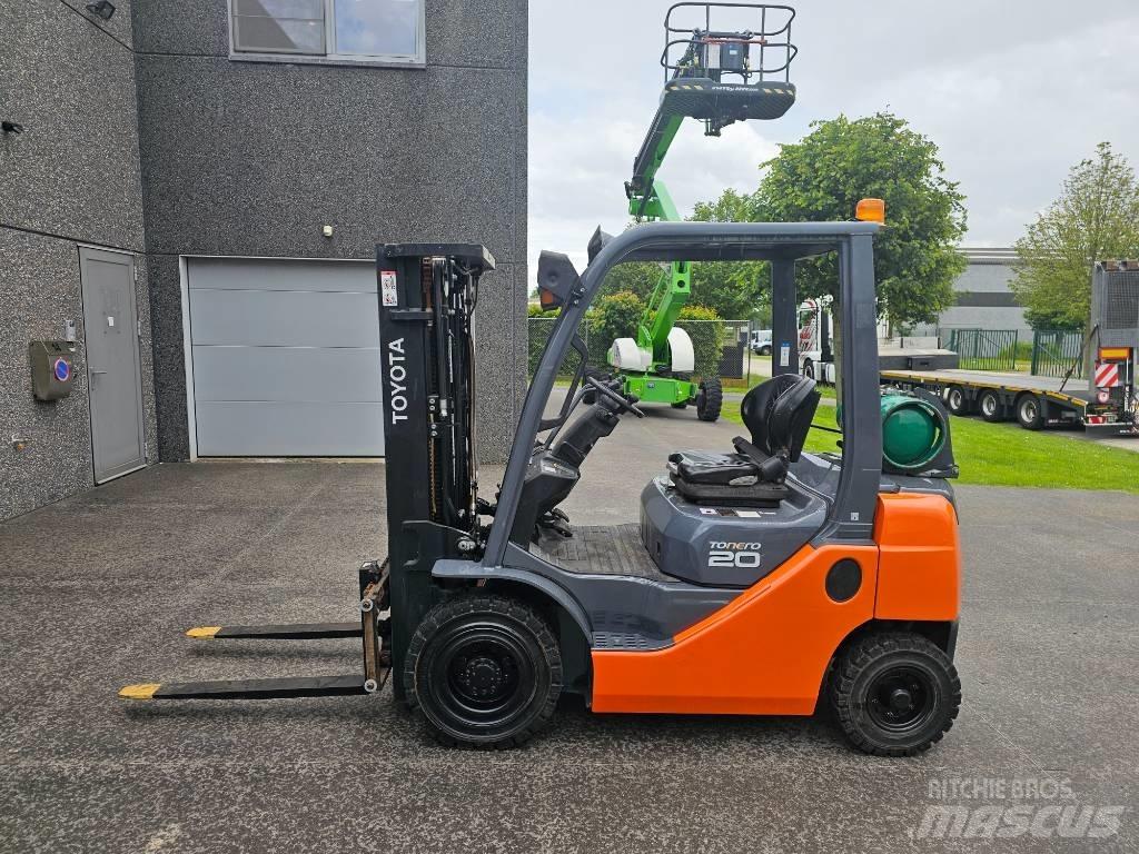 Toyota 02-8 FG F 20 Empilhadores a gás