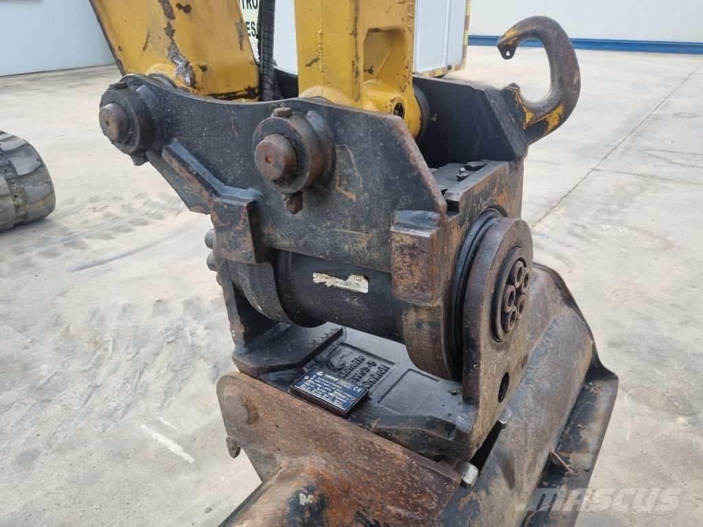 CAT 305E2 Miniescavadeiras