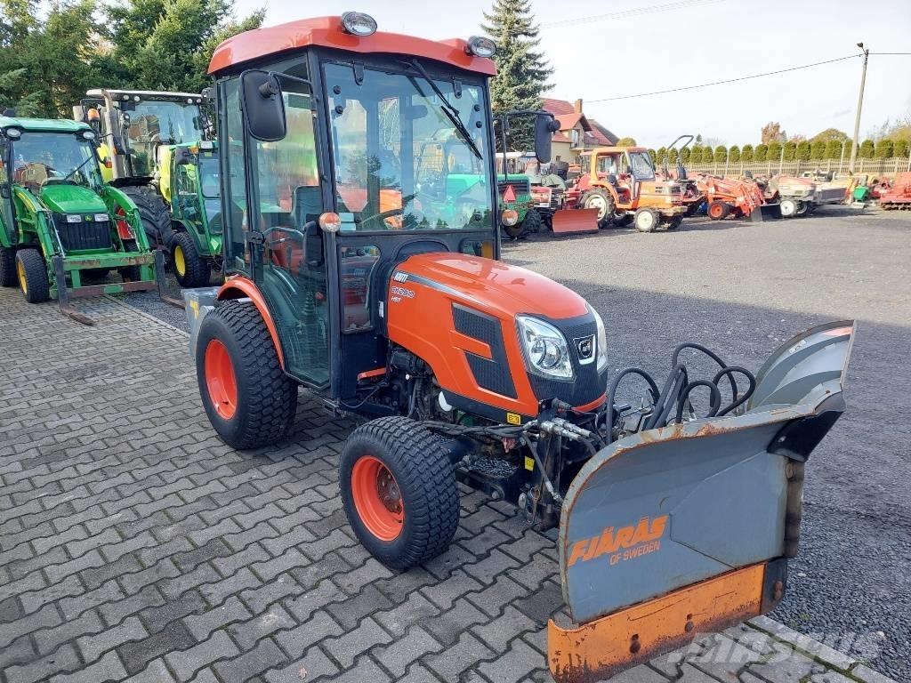 Kioti CK 2810 HST Tractores compactos