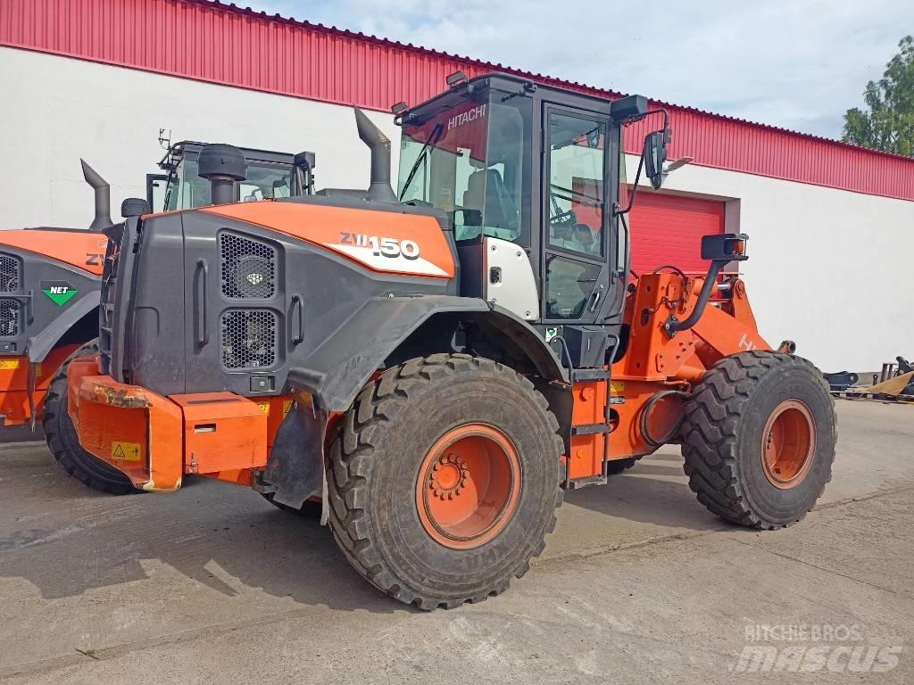 Hitachi ZW150 Carregadeiras de rodas