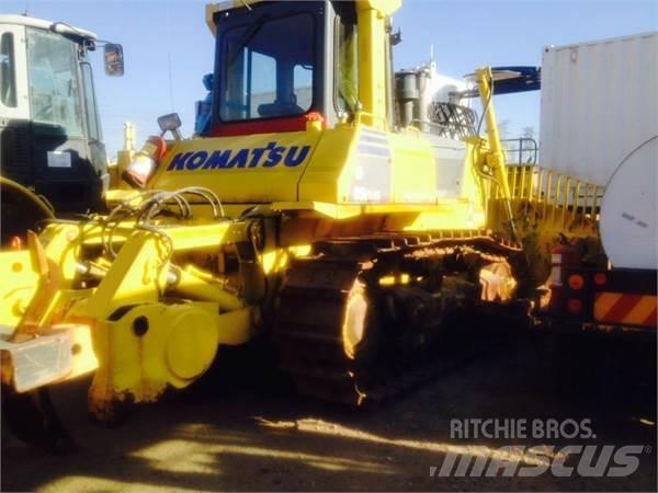 Komatsu D85EX-15 Dozers - Tratores rastos
