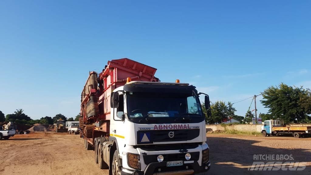 Terex Finlay 694T Crivos móveis