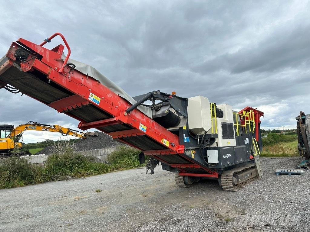 Sandvik QJ 241 Britadores móveis