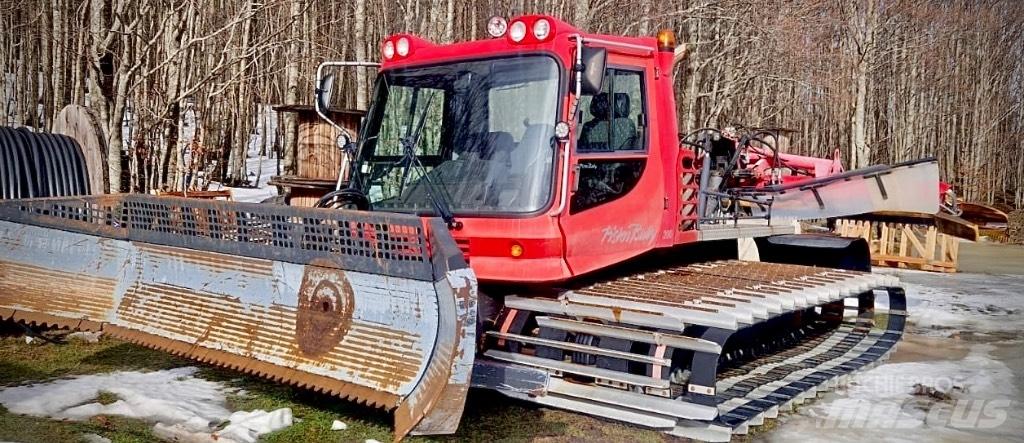  Pisten Bully 200 Alisador de neve