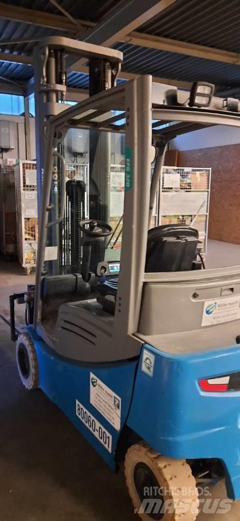 Jungheinrich EFG 320 Empilhadores eléctricos
