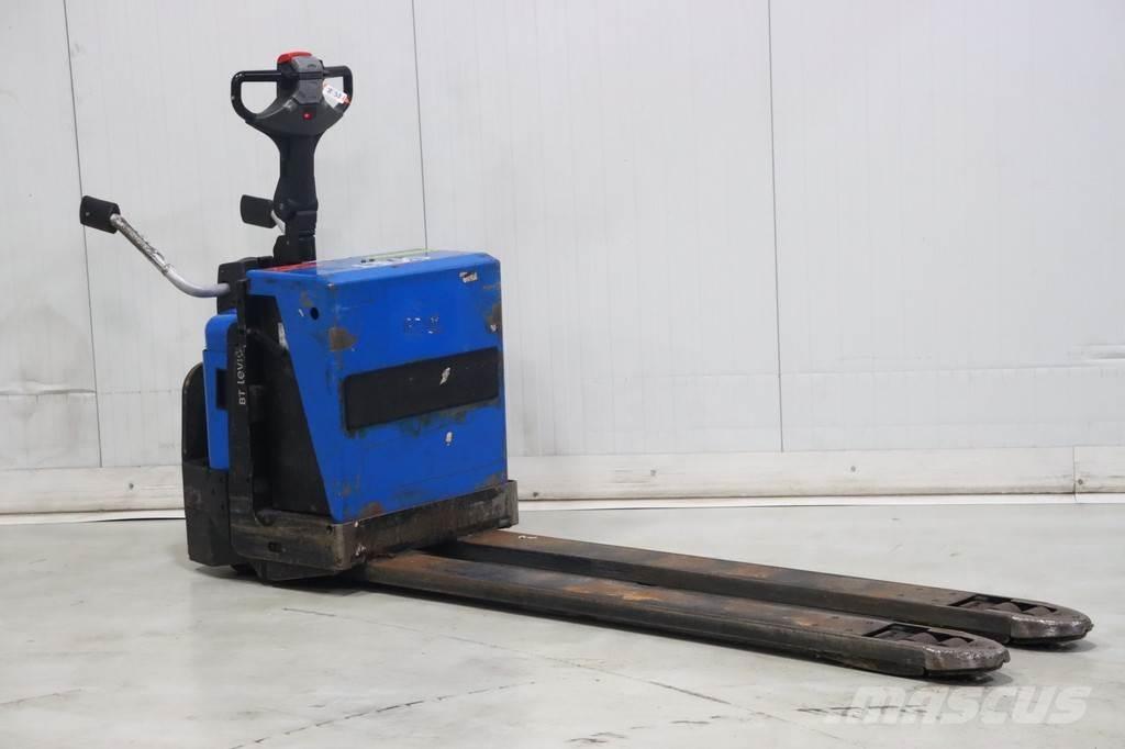Toyota LPE200/8 Porta palettes