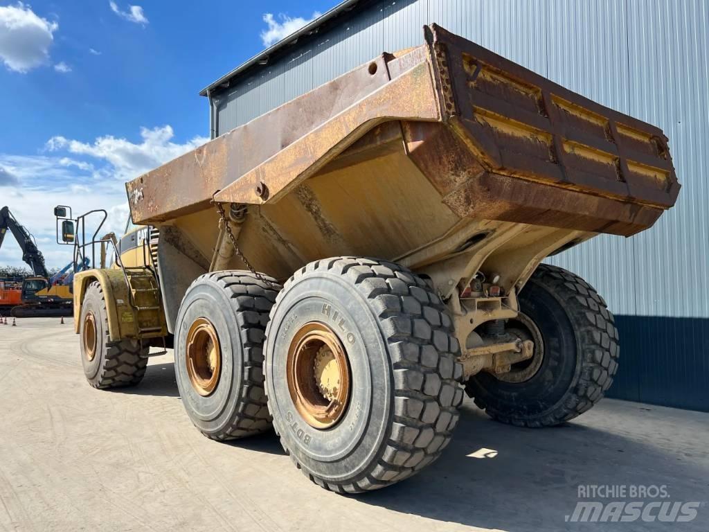 CAT 740 Caminhões articulados