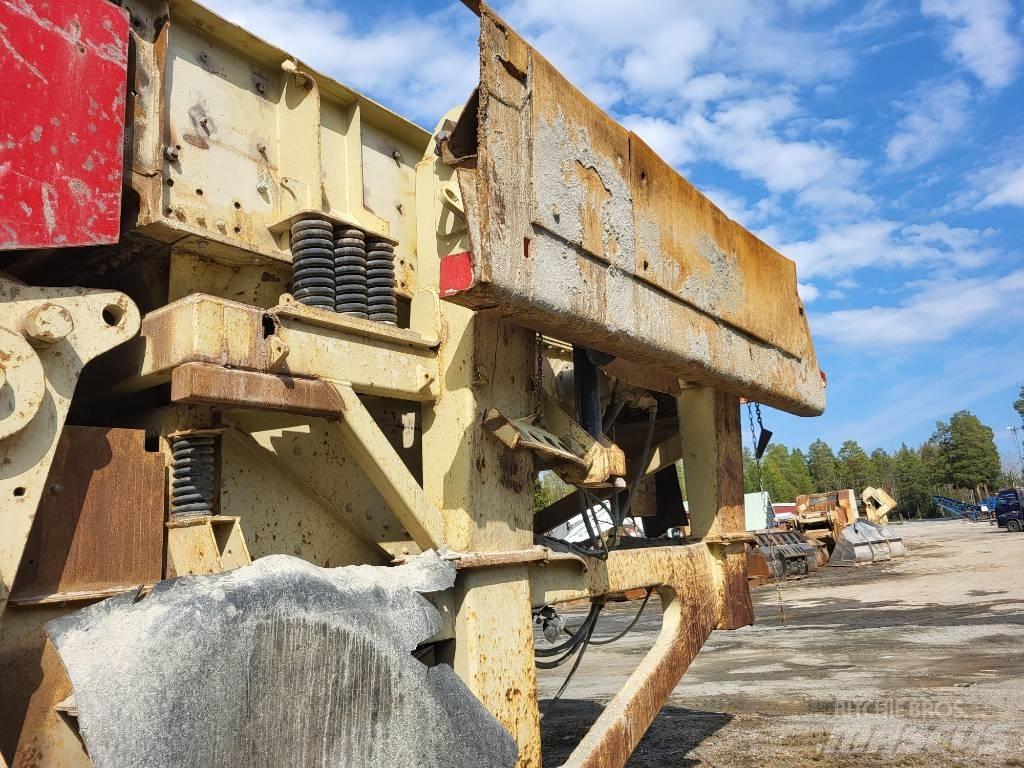 Metso C 110 Britadeiras