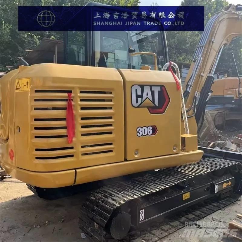 CAT 306 Miniescavadeiras