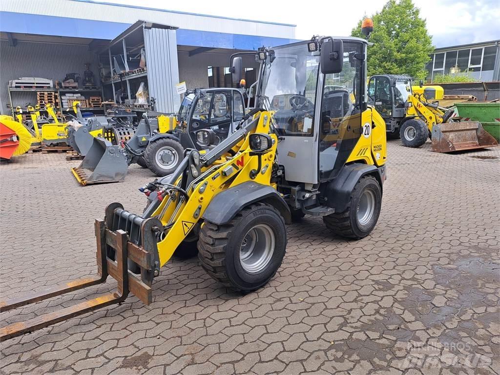 Wacker Neuson WL28 Carregadeiras de rodas