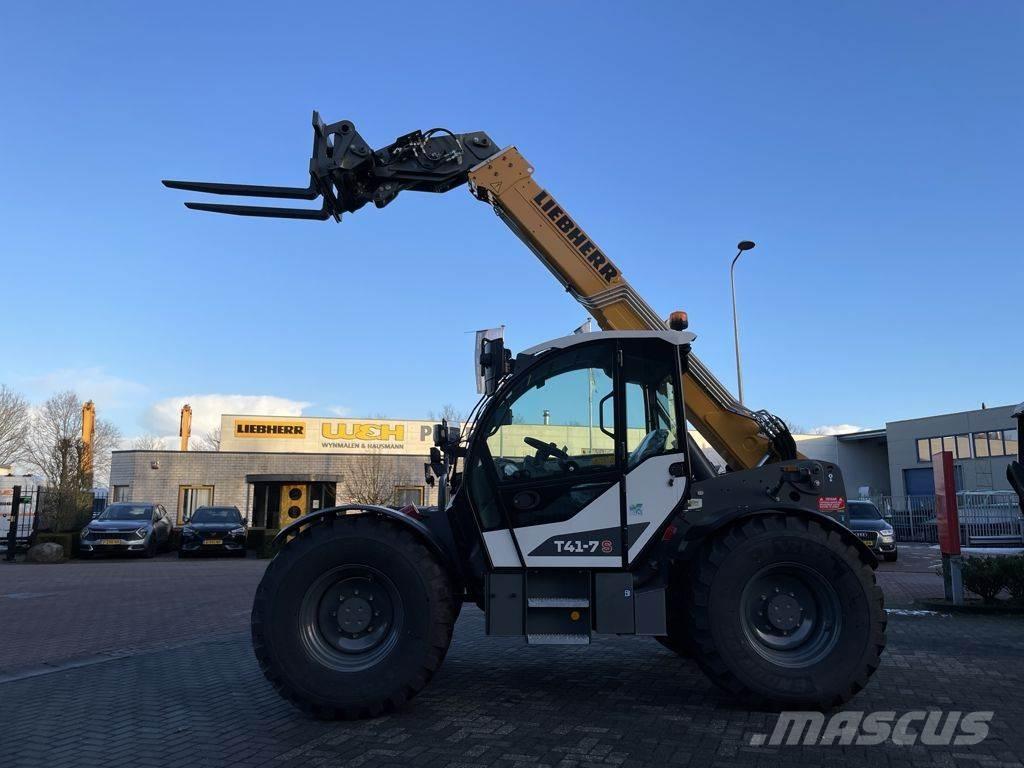 Liebherr T41-7 Manipulador telescópico