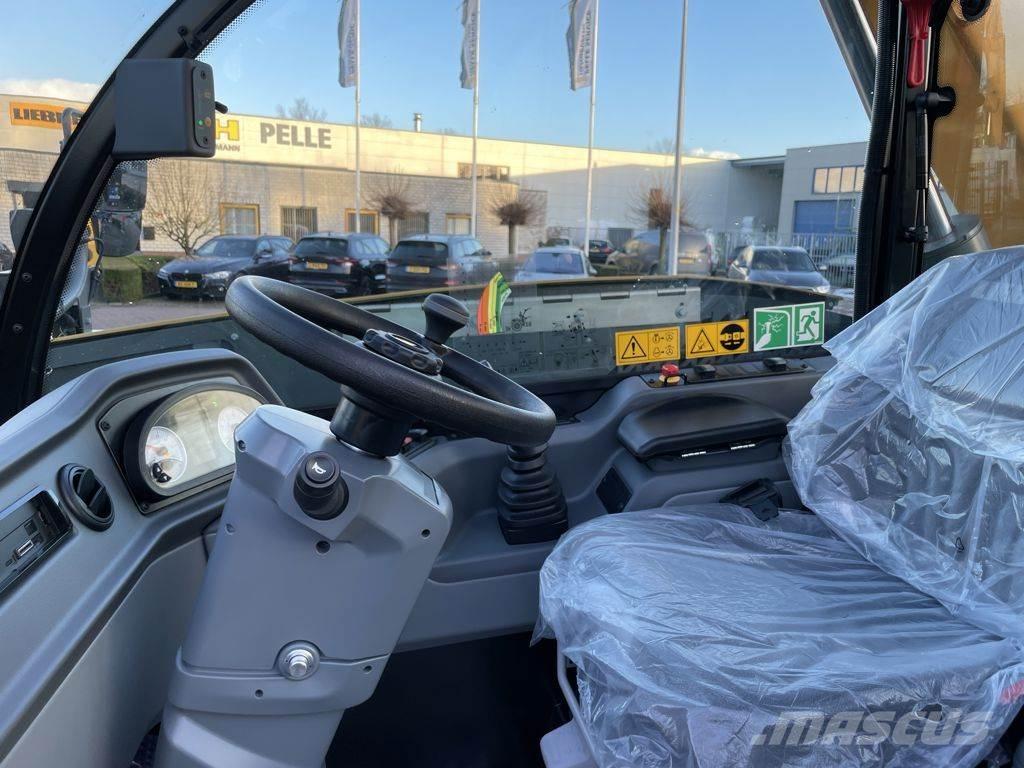 Liebherr T41-7 Manipulador telescópico