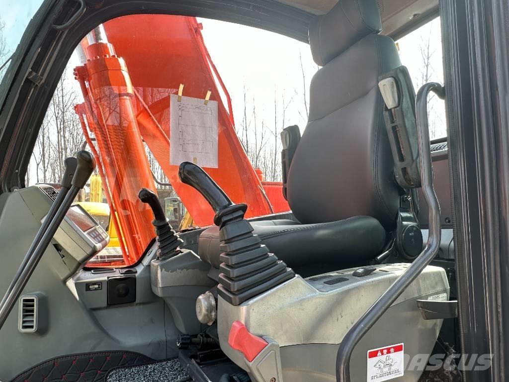 Doosan DX160LC Escavadeiras de esteiras