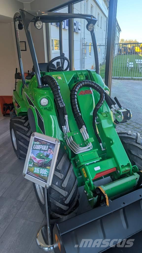 Avant 528 Kampanj! Carregadora multifunções