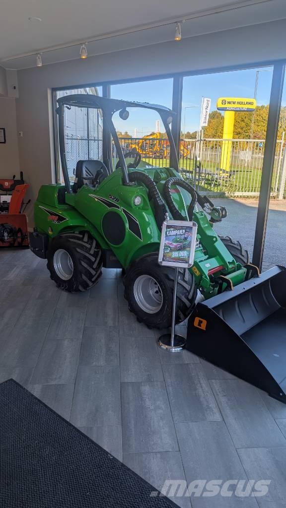 Avant 528 Kampanj! Carregadora multifunções